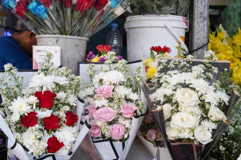 Classic Rose Bouquet